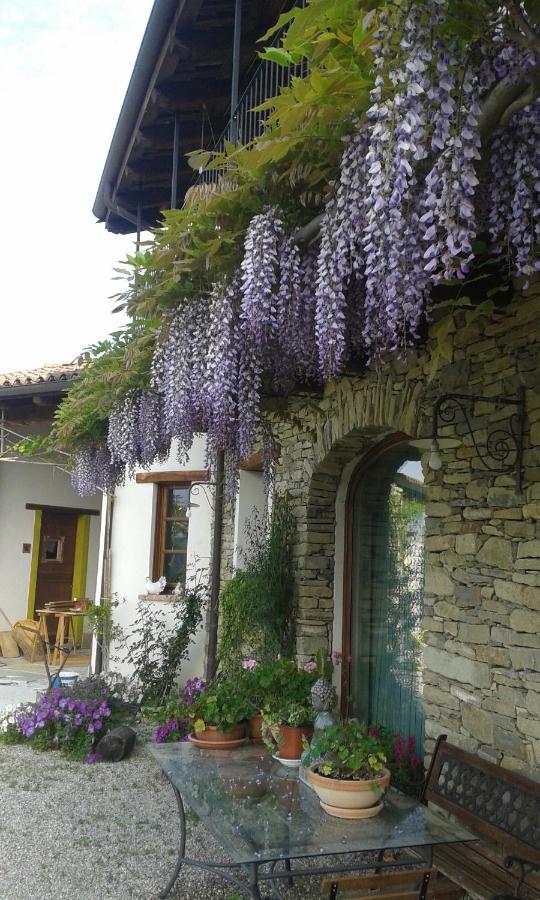 Magiche Langhe Panzió Paroldo Kültér fotó