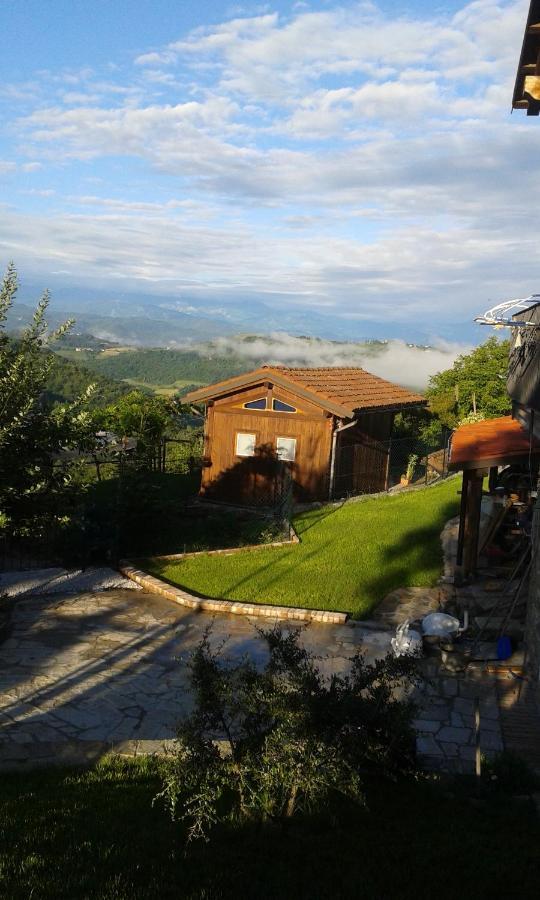 Magiche Langhe Panzió Paroldo Kültér fotó